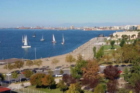 Sea & City views, Aspa’s apartment